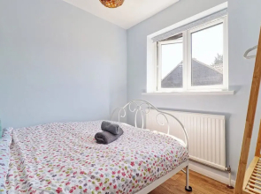 Tranquil Garden Retreat in Buckhurst Hill