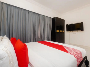 Townhouse 808 Royal Palms Shared Serviced Apartment by OYO Rooms
