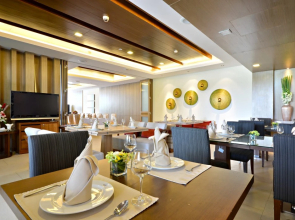 Summit Windmill Golf Suite Hotel @Suvarnabhumi