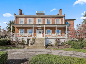 Penn National Inn
