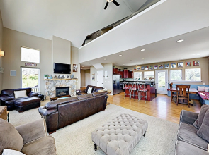 30015 Cloverdale - 4 Br Home