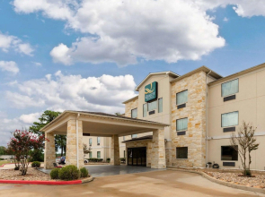 Quality Suites Huntsville Near University