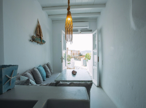 Mykonos Supreme Comfort Suites & Villas