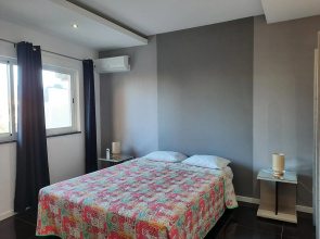 Mar House Apartments