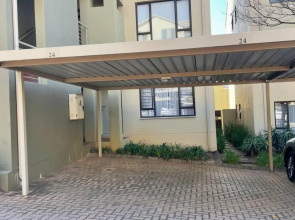 One-Bedroom @24Malibu Loft