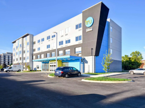 Tru by Hilton Louisville Airport