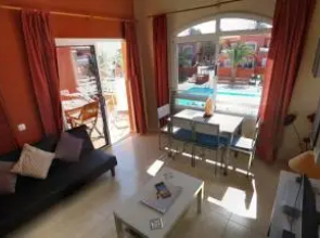 Romantic Sunny Apartment