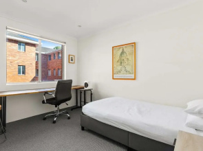 Beautifully Peaceful 2-bed Apartment
