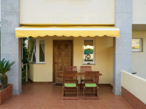 Casa Con Piscina en Perbes
