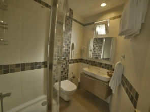 Sarnic Premier Hotel - Special Class