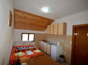 Vavic Apartments