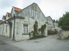Arina Guest Apartment