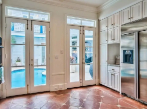 Caribbean Queen 5 Bedroom Holiday Home by Five Star Properties