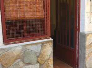 Encantadora casa en centro Piedralaves
