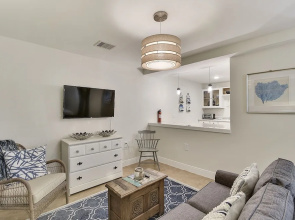 Barefeet 1 Bedroom Home