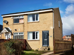 Charming 2 Bed Home, Quiet Village + Free Parking
