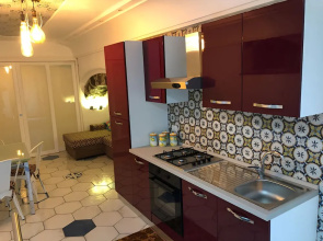 Room With Bathroom and Kitchen, With Independent Entrance