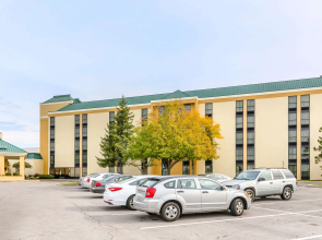 Comfort Inn & Suites Piqua-Near Troy-I75