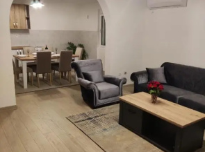 Guest House Tomba