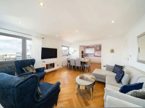 Twin Bridges - Quayside Penthouse