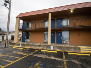 Days Inn by Wyndham Caddo Valley Arkadelphia