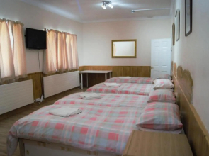 Dharma Lodge