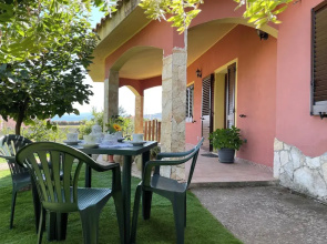 Villa-sleeps4-parking-garden-bbq