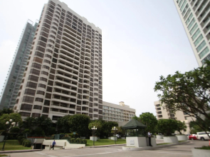 Crescat Apartments