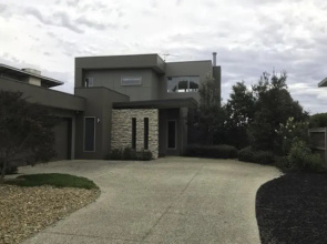 31 Sands Blvd