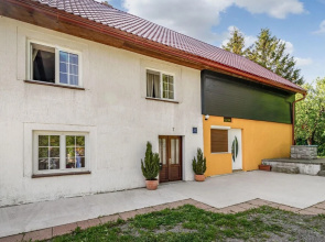 Stunning Home in Fuzine With Wifi and 2 Bedrooms