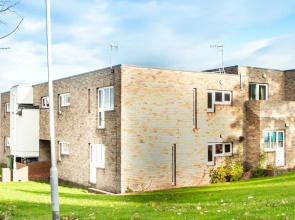 Beautiful 2 bed Apartment (Sleeps 5)