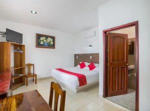 OYO Hotel Palma Real