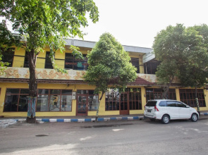 RedDoorz @ Panglima Sudirman Probolinggo