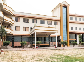 Hotel Bandhan by OYO Rooms