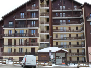 Appartement Risoul, 1 pièce, 4 personnes - FR-1-330-131