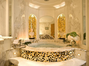 Отель Royal Olympic 