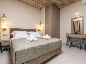 Achatis Apartments with sea view