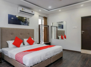 Hotel I Suite 2 By OYO Rooms