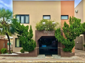 Hotel Colonial