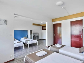 Côté Lac Hostel