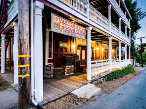 The Dutch Flat Hotel