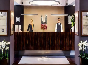 Kreutzwald Hotel Таллин