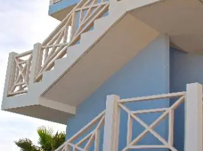 Ocean Breeze Boutique Hotel & Marina