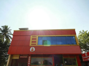 OYO 19110 Annapoorna Residency