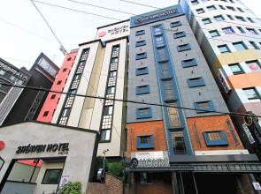 25 Hours Hotel 2