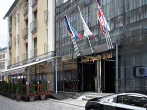 Royal Square Hotel & Suites