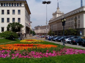 Greek Rooms in the City Center