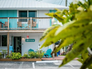 Ragged Edge Resort & Marina