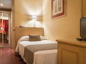 Отель Sunotel Junior