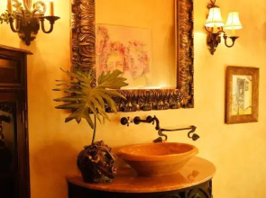 Malibu Tuscany Villa